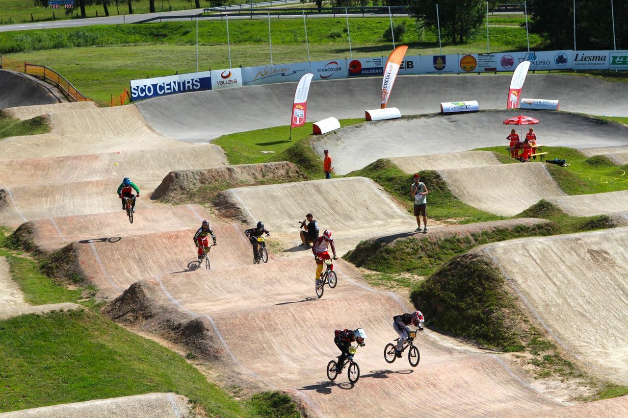 Holiday Complex Avoti Valmiera Zewnętrze zdjęcie